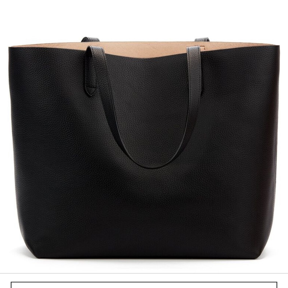 Cuyana Classic Structured Tote + Organizational Insert